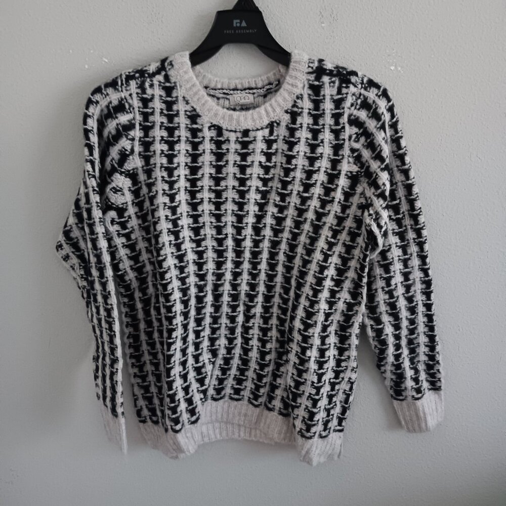 LOGO by Lori Goldstein Brushed Jacquard Sweater - Sz M a656999 - Picture 2 of 4